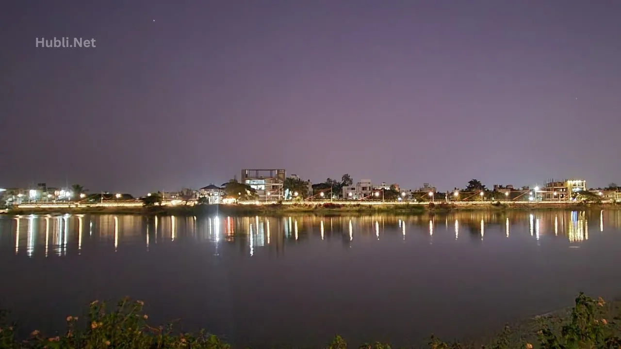 A Starlit Reflection: Hubli's Nighttime Gem
