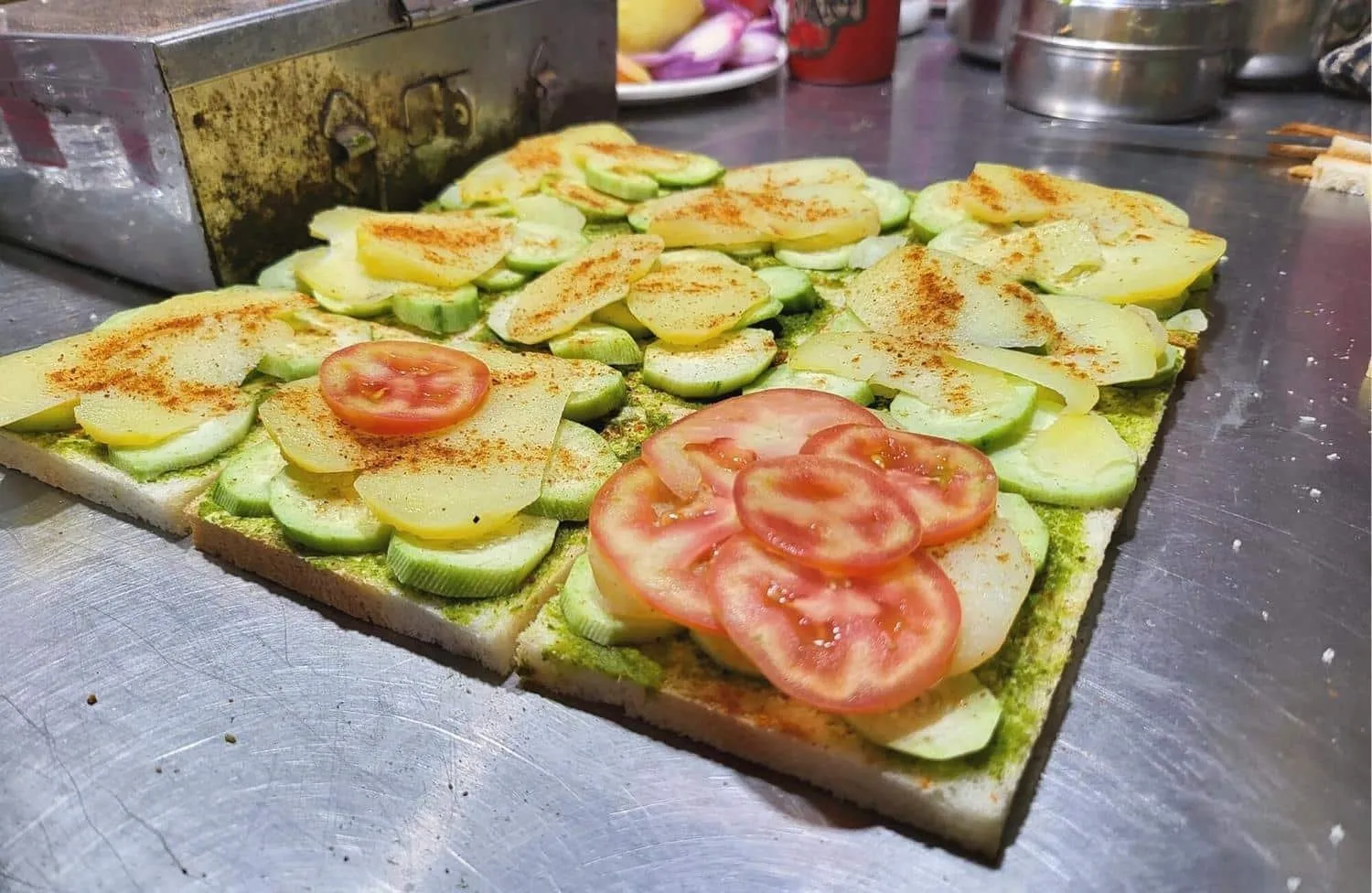 Famous Guru Sandwich-Durgadbail Hubli