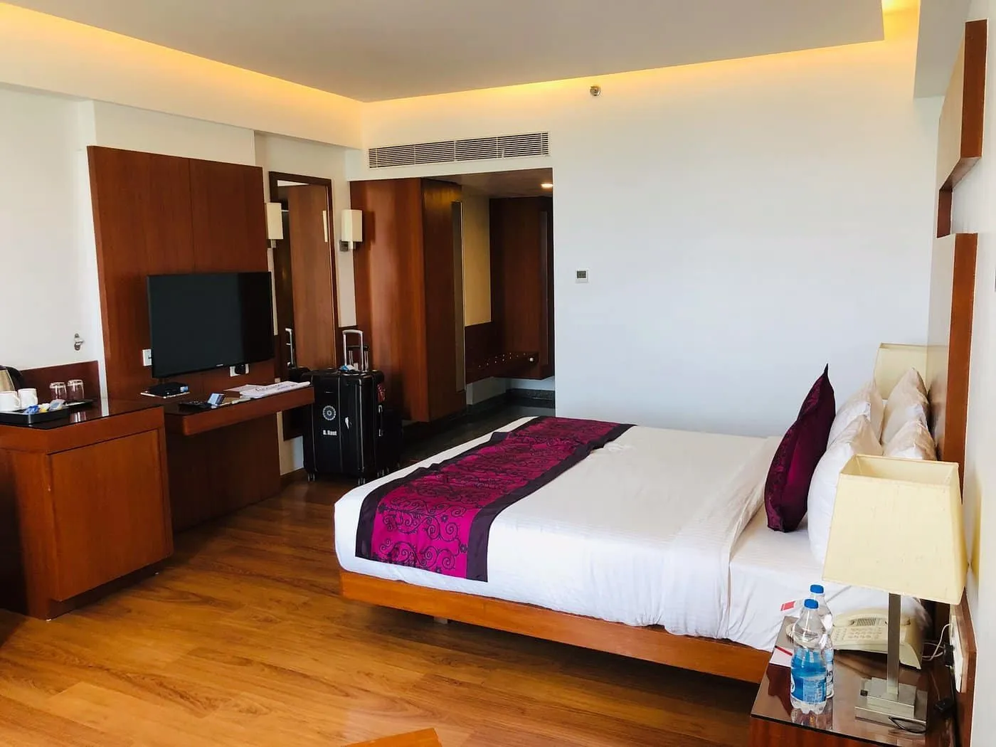 Denissons Hotel Near airport in Hubli