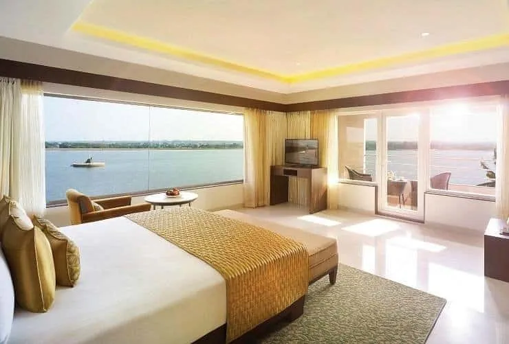 Hotel Naveen, Hotel near Unkal Lake Hubli